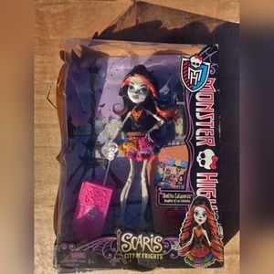 Monster High Skelita Calaveras Daughter Of Los Eskeletos Doll